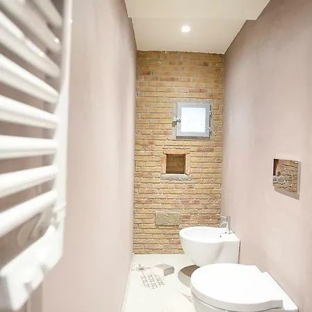 Medea Apartment *